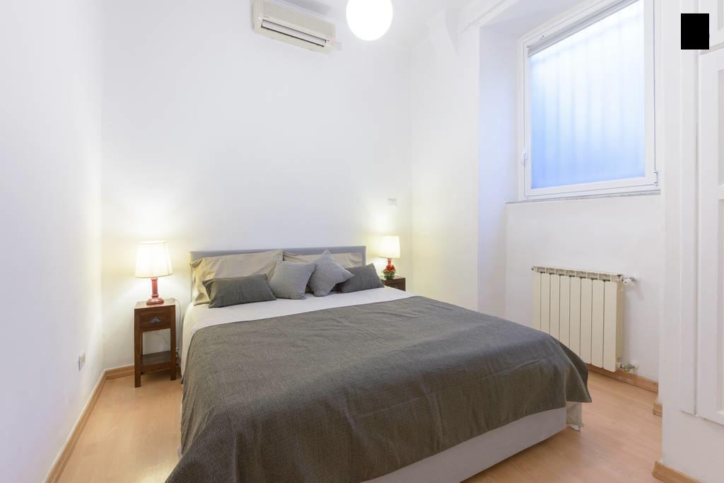 Couette-café Ave 5*