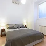 Ave Roma B&B